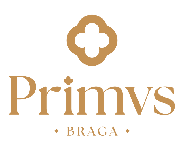 Logo with text 'Primvs Braga' and a clover-like symbol above.
